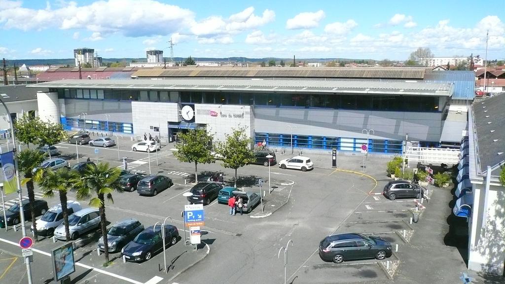 Hotel L'Europeen Tarbes Eksteriør bilde