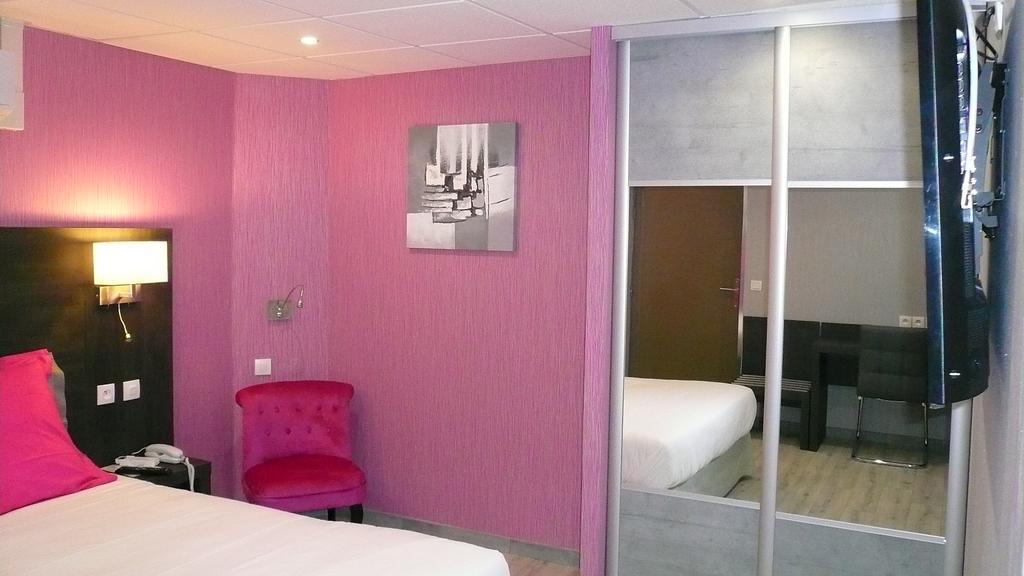 Hotel L'Europeen Tarbes Eksteriør bilde